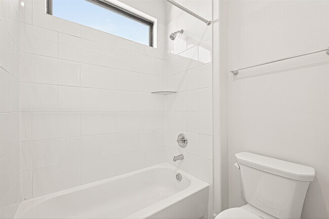 Building Photo - 3223 Loam Ln