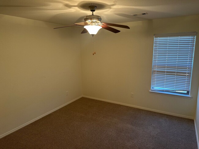 Building Photo - Available Now! Beautiful 4-Bedroom, 2-Bathroom Springdale Home w/ Fenced-In Yard and Covered Patio