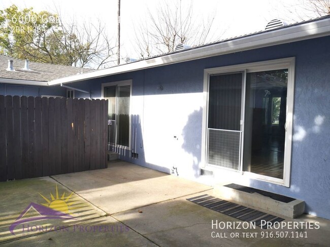 Building Photo - Cozy 2 Bed 2 Bath 1,864sqft Duplex in Gree...