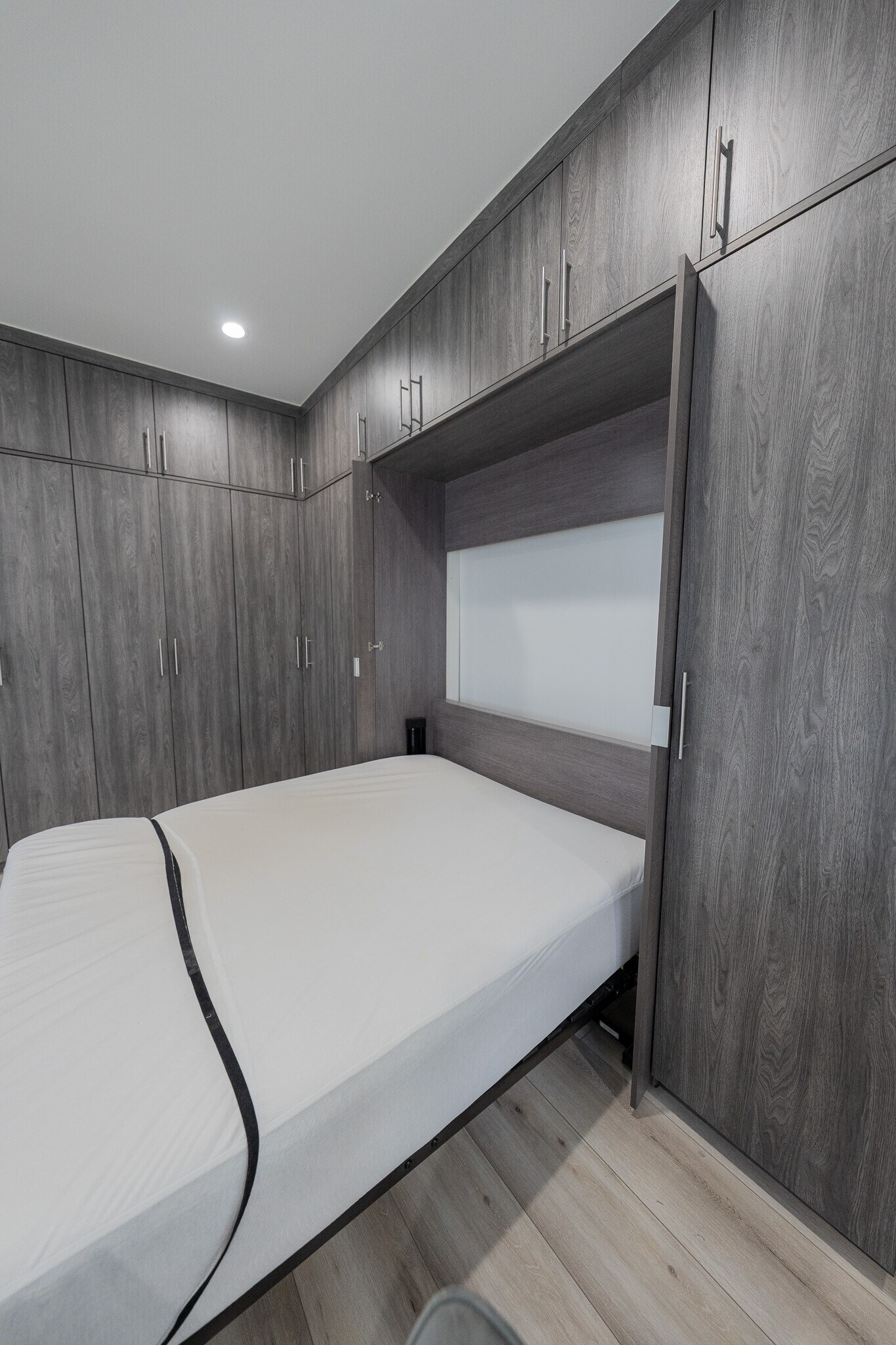 Building Photo - 6907 Estepa Dr