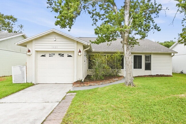 Building Photo - 1029 Wainright Dr