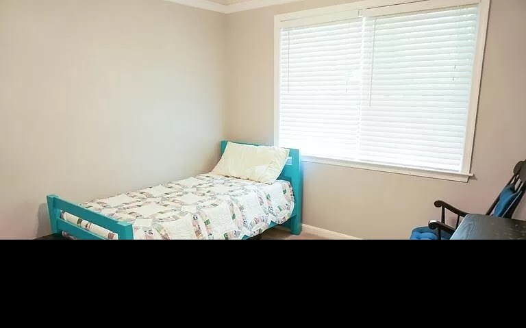 Building Photo - 5214 Redwing Dr