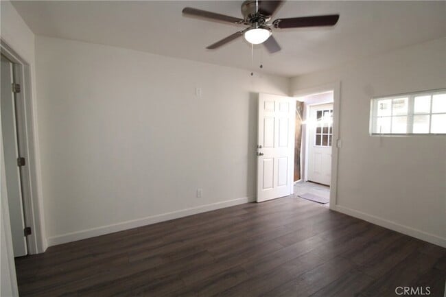 Building Photo - 4986 Southern Ave