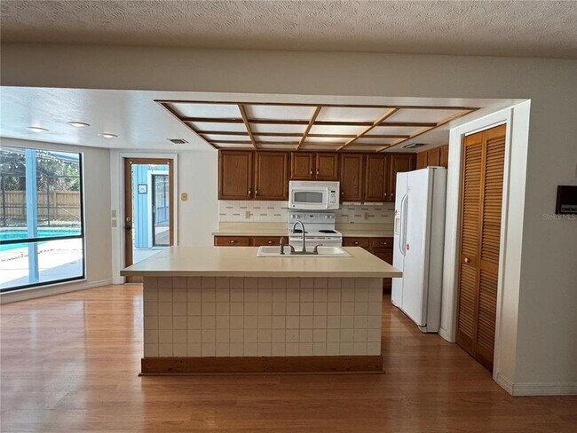 Building Photo - 3818 Hanover Hill Dr