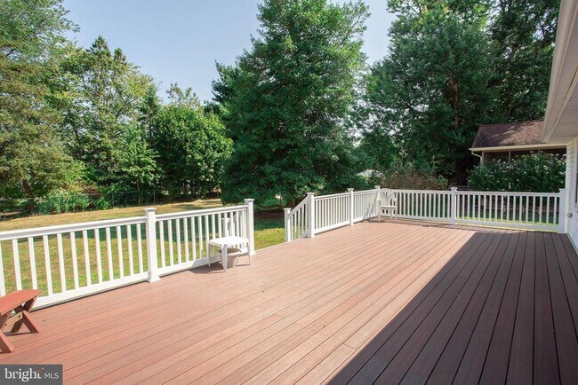 Building Photo - 196 Munger Ave