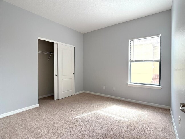 Building Photo - 1282 Clove Dr