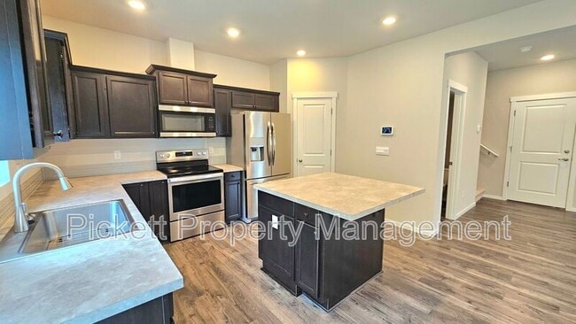 Building Photo - 6524 Yorktown Pl NE