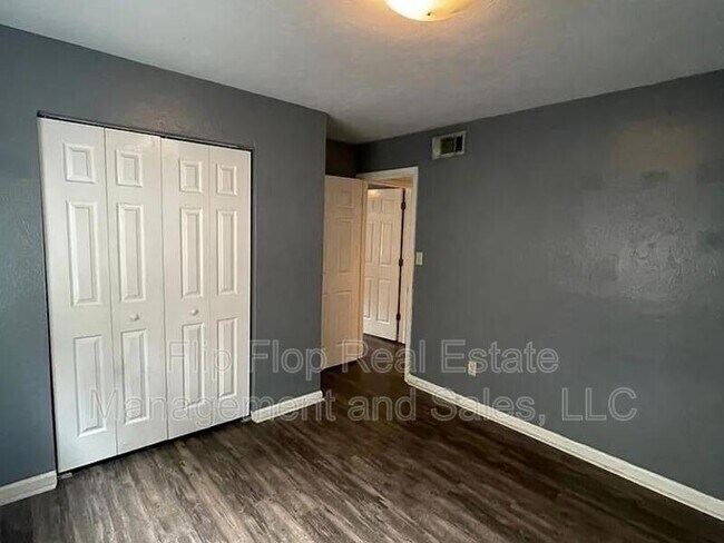 Building Photo - 502 McKeithen St