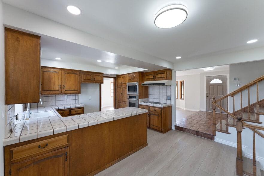 Building Photo - 20227 Lake Canyon Dr