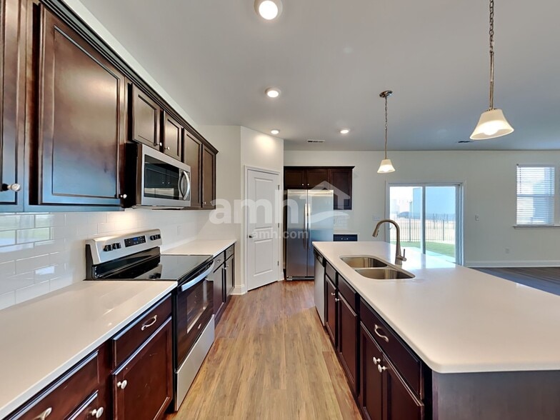 Building Photo - 5222 Virtue Ave