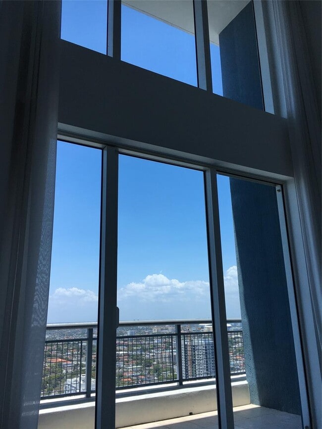 Building Photo - 60 SW 13th St