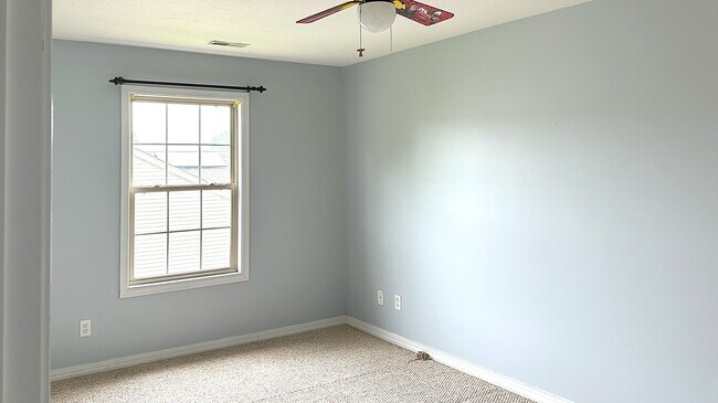 Building Photo - 806 Cobblefield Rd