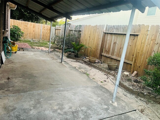 Building Photo - 2942 Blue Dawn Dr