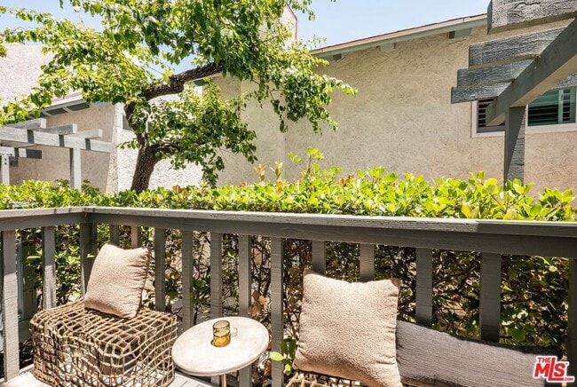 Building Photo - 1144 17th St