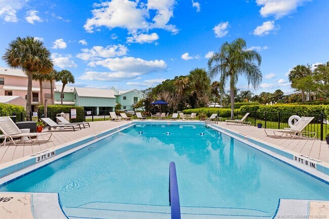 Building Photo - 3901 SE St Lucie Blvd