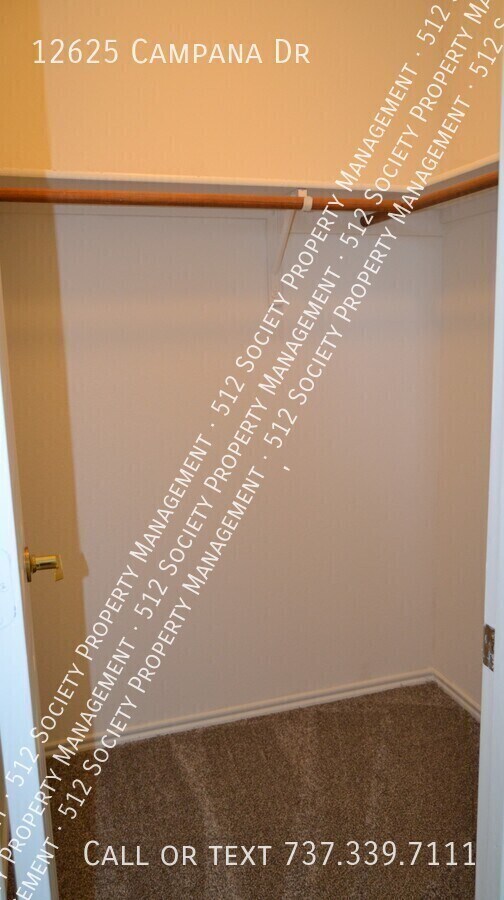 Building Photo - 12625 Campana Dr