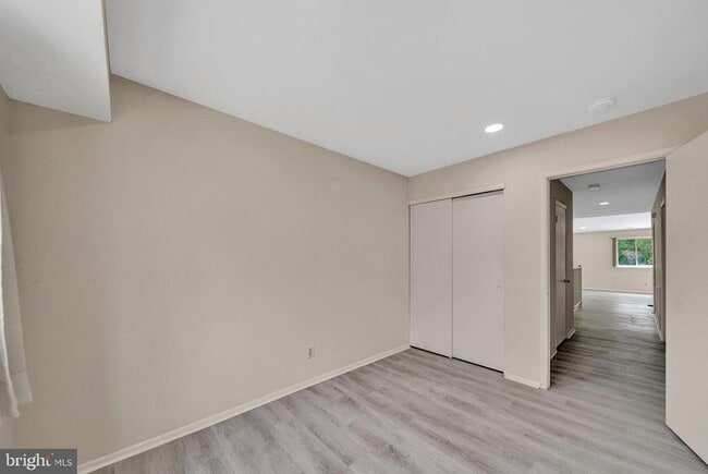 Building Photo - 306B Mulberry Cove