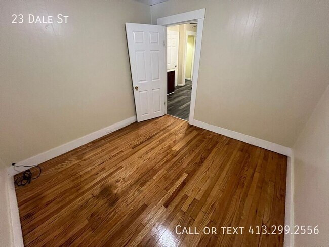 Building Photo - 23 Dale St