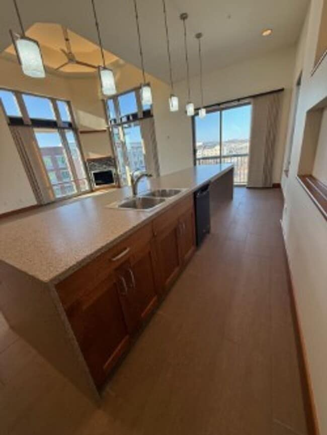 Building Photo - Blue Earth One Bedroom For Lease