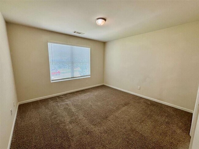 Building Photo - 629 Carlton Pointe Dr