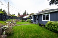 Building Photo - 1413 SW Cambridge St