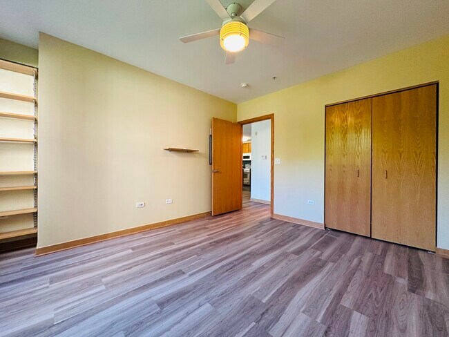 Building Photo - 7753 Van Buren St