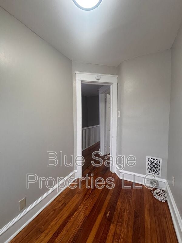 Building Photo - 1411 Lawrence Rd