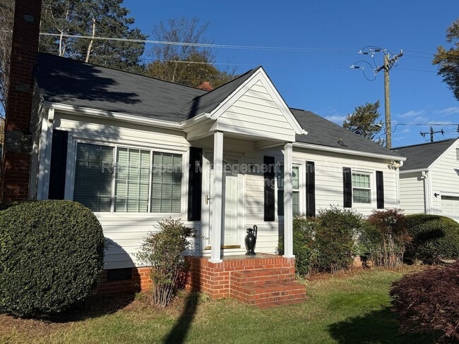 Building Photo - 1735 Polo Rd