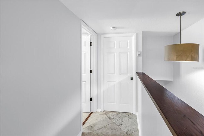 Building Photo - 9814 Indian Key Trail