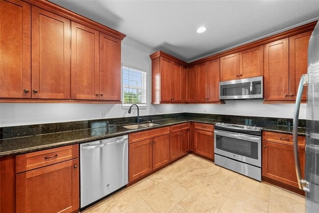 Building Photo - 2935 W El Prado Blvd
