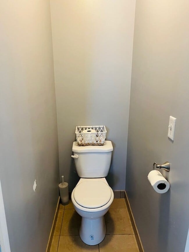 Building Photo - Beautiful home on Layton East bench