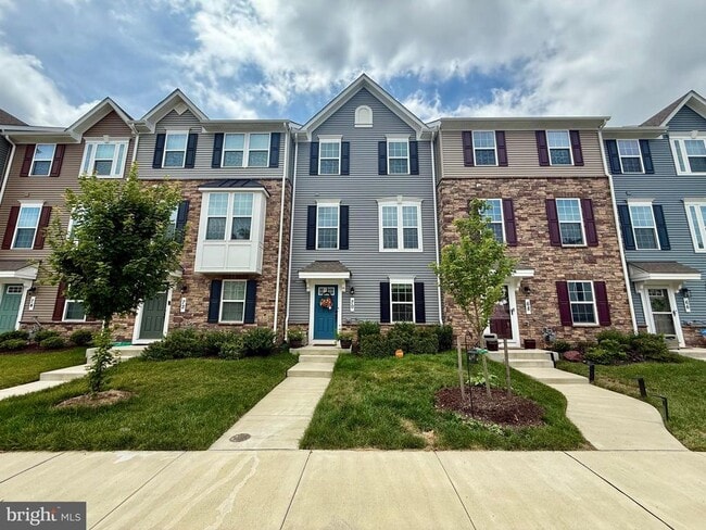 Building Photo - 70 Caswell Dr