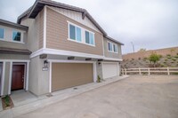 Building Photo - Brand New 3 Bed / 3 Bath Townhome In River...