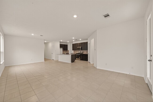 Building Photo - 814 Mustang Rdg Ter