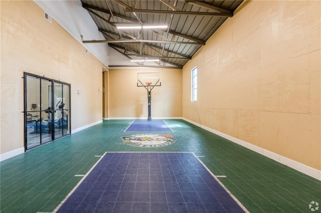 Building Photo - 11 Eagle St