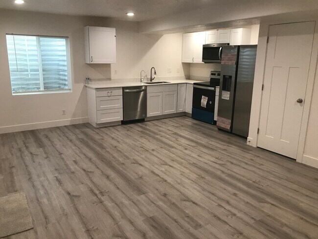 Primary Photo - 4590 E Golden Autumn Vw