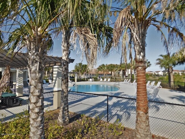 Building Photo - 7123 Vista Hermosa Dr