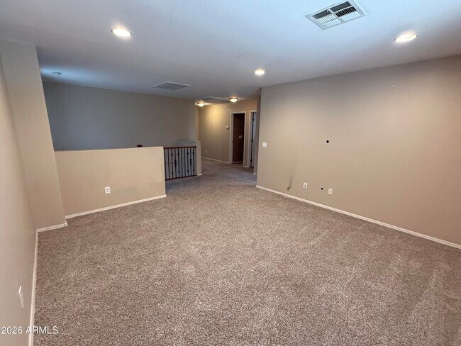Building Photo - 2345 W Skinner Dr