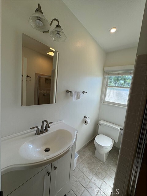Building Photo - 12791 Elizabeth Way