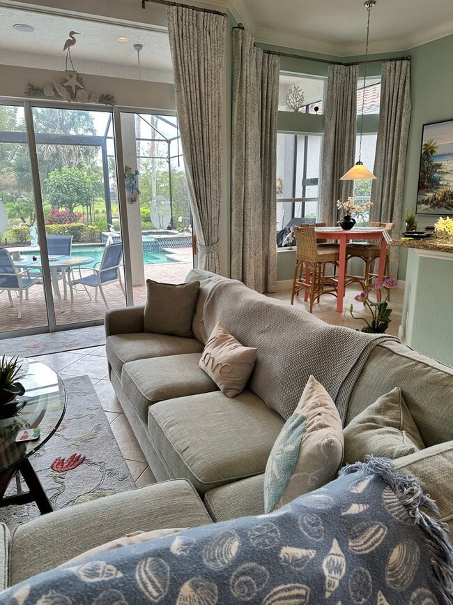 Building Photo - Fully Furnished Seasonal Home Rental with Pool in Fiddlers Creek