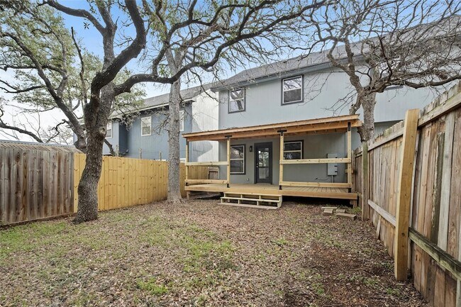 Building Photo - 38 Deer Ridge Rd