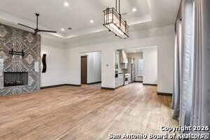 Building Photo - 661 inner