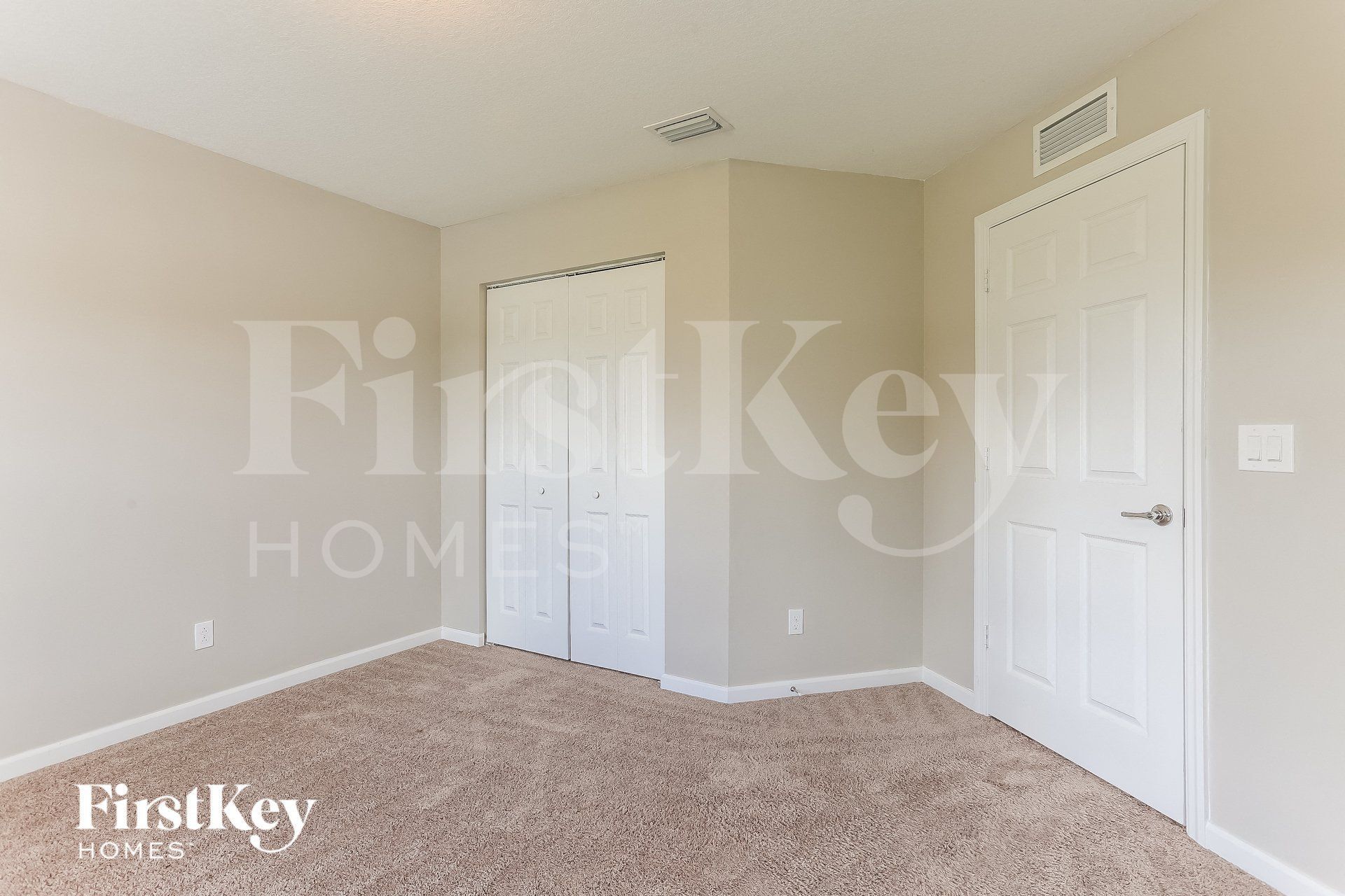 Building Photo - 461 SW Kestor Dr