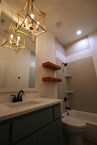 Building Photo - 941 Tesslynn Ave