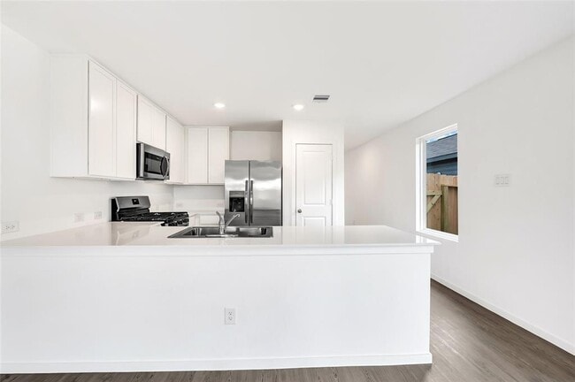 Building Photo - 12918 Shells Ln