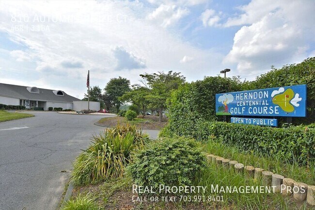 Building Photo - 810 Autumn Breeze Ct