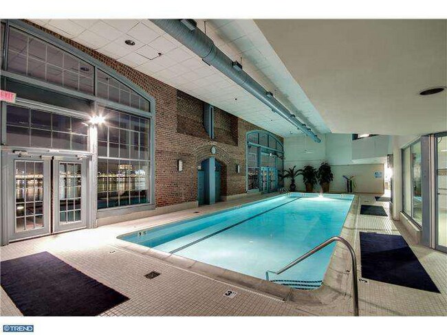 Building Photo - 3 N Christopher Columbus Blvd