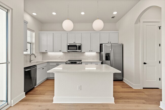 Building Photo - 6630 Abode Ave