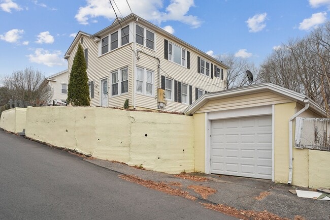 Building Photo - 59 High St