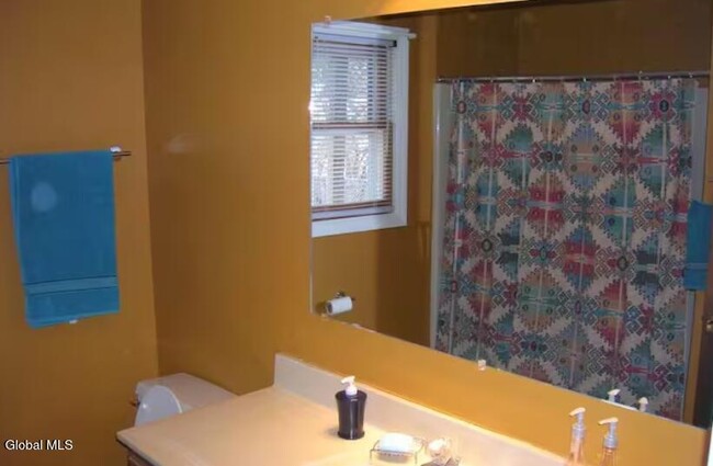 Building Photo - 18 Vanderbilt Ave